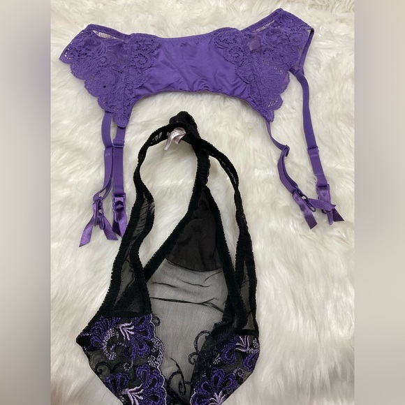 Victoria's Secret Purple and Black Garter and Thong  Set - Picture 11 of 13